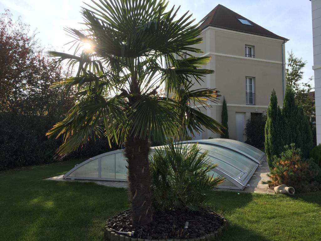 Apartamento Koechi Magny-le-Hongre Exterior foto